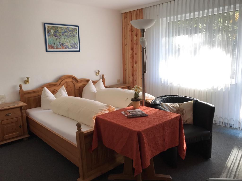 Hotel Waldhaus Меспелбрун Екстериор снимка